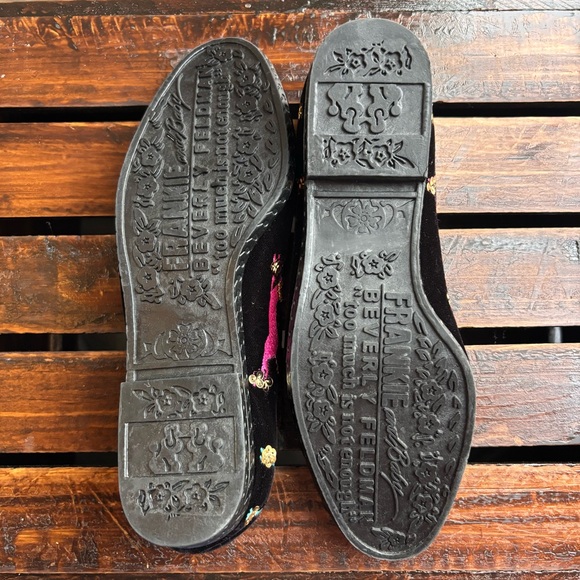 Vintage Beverly Feldman Velvet Beaded Embroidered Poodle Slip On Women’s Flats - Picture 5 of 5